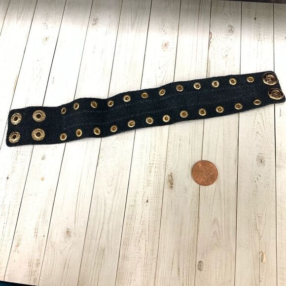 Leather Southwest Beaded Bracelet - Picture 2 of 3